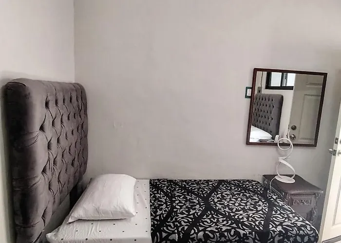San Jose Hotel *